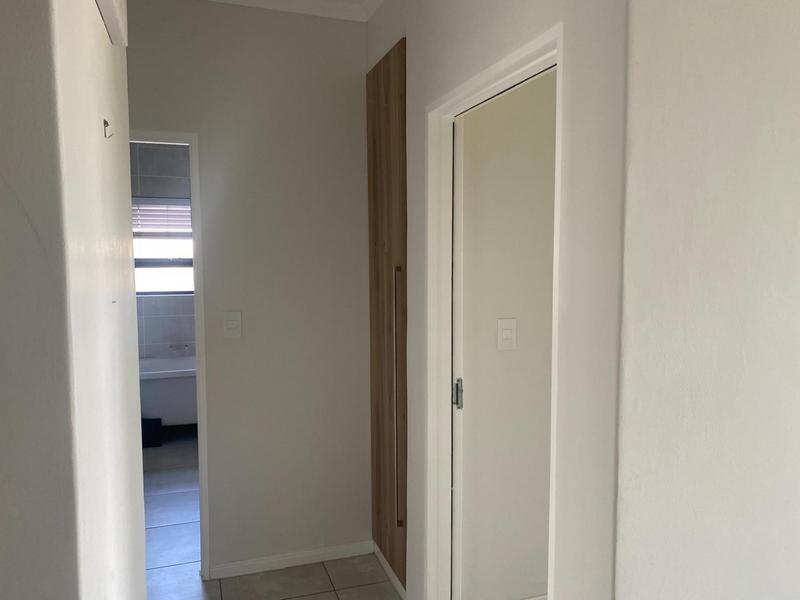 To Let 2 Bedroom Property for Rent in Richwood Western Cape